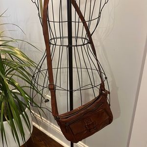 Harbour 2nd brown leather cross body purse.